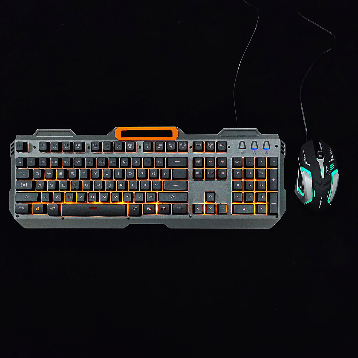 

Q350 104-клавишная подсветка USB Проводная игра Клавиатура и Мышь Combo для настольных ПК и ноутбуков