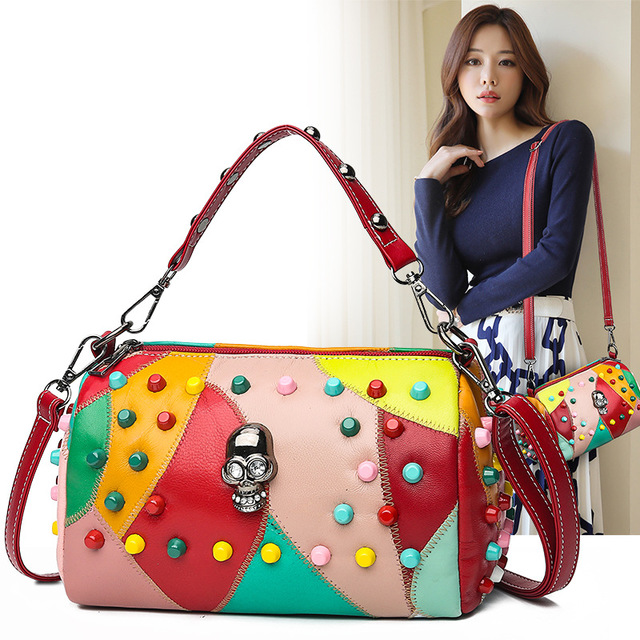 

Japanese And Korean Fashion Leather Handbags New Messenger Bag Female Rivet Leather Female Trend Shoulder Bag