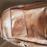 Men Soft Leather Crossbody Bag Multi-function Vintage Chest Bag Camera Bag