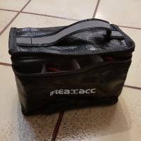 Realacc Fireproof Waterproof Lipo Battery Safety Bag With Luminous Handle 