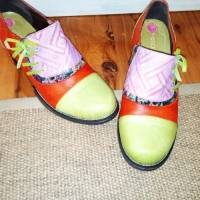 SOCOFY Retro Shoe Splicing Pattern Mid Heel Genuine Leather Pumps 