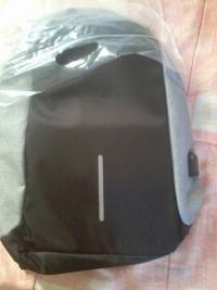 Men Women Anti-theft Backpack Waterproof Travel Bag With USB Charging Port