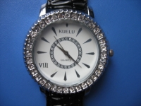 Fashion Black Leather Strap Crystal Frame Wrist Watch