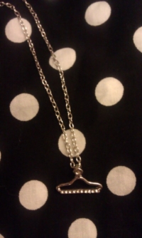 Pearl Crystal Rhinestone Hanger Short Chain Necklace