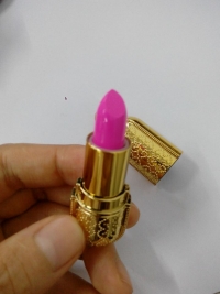 TUTU Golden Crown Super Glossy Lipstick Long Lasting Lip Gloss