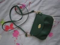 Women's Casual Solid Color Twist Lock Design Crossbody Bag