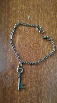 6pcs Mixed Vintage Bronze Heart Key Charm Necklacee Pendant DIY