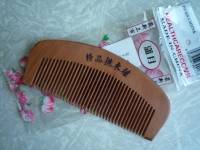 Travel Natural Peach Wood Hair Comb Wide Teeth Massage Anti-hair Loose Health Care Combs