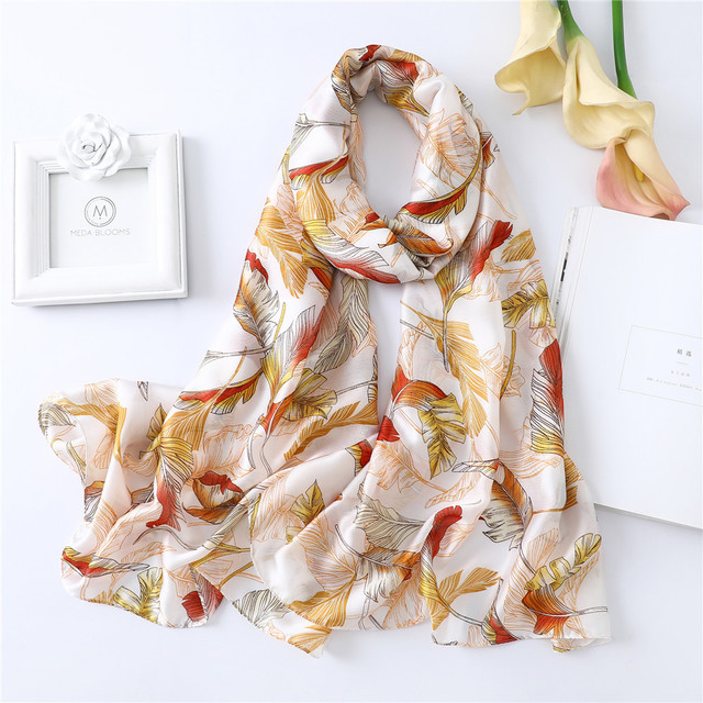 

Шелковый шарф женский приморский солнцезащитный крем Пляжный принт перо