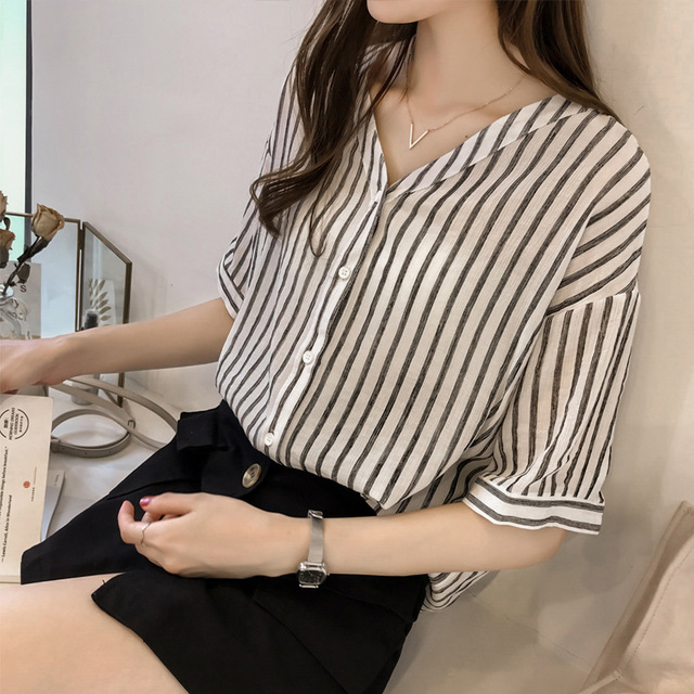 

Casual Shirt New Large Size Bat Sleeve V Neck Pullover Striped Shirt Female Loose Top