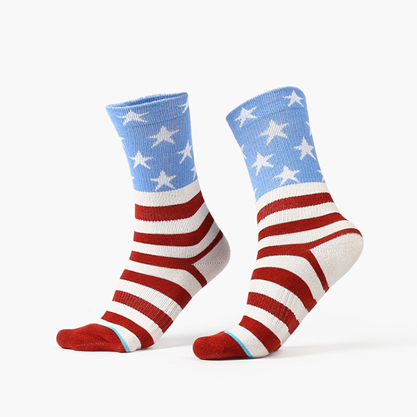 

Men Stripes Stars Cotton Sports Socks Breathable Colorful Middle Tube Socks