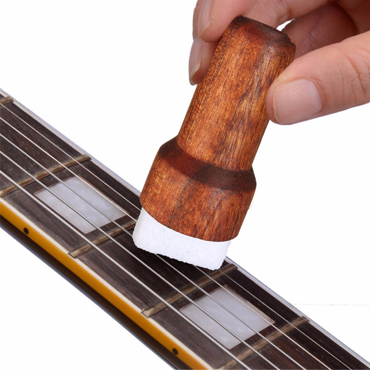 

Wooden Guitar Bass String Cleaner Instrument Body Rust Remover Brush Cleaning Tool Stringed Musical Instruments Accessor