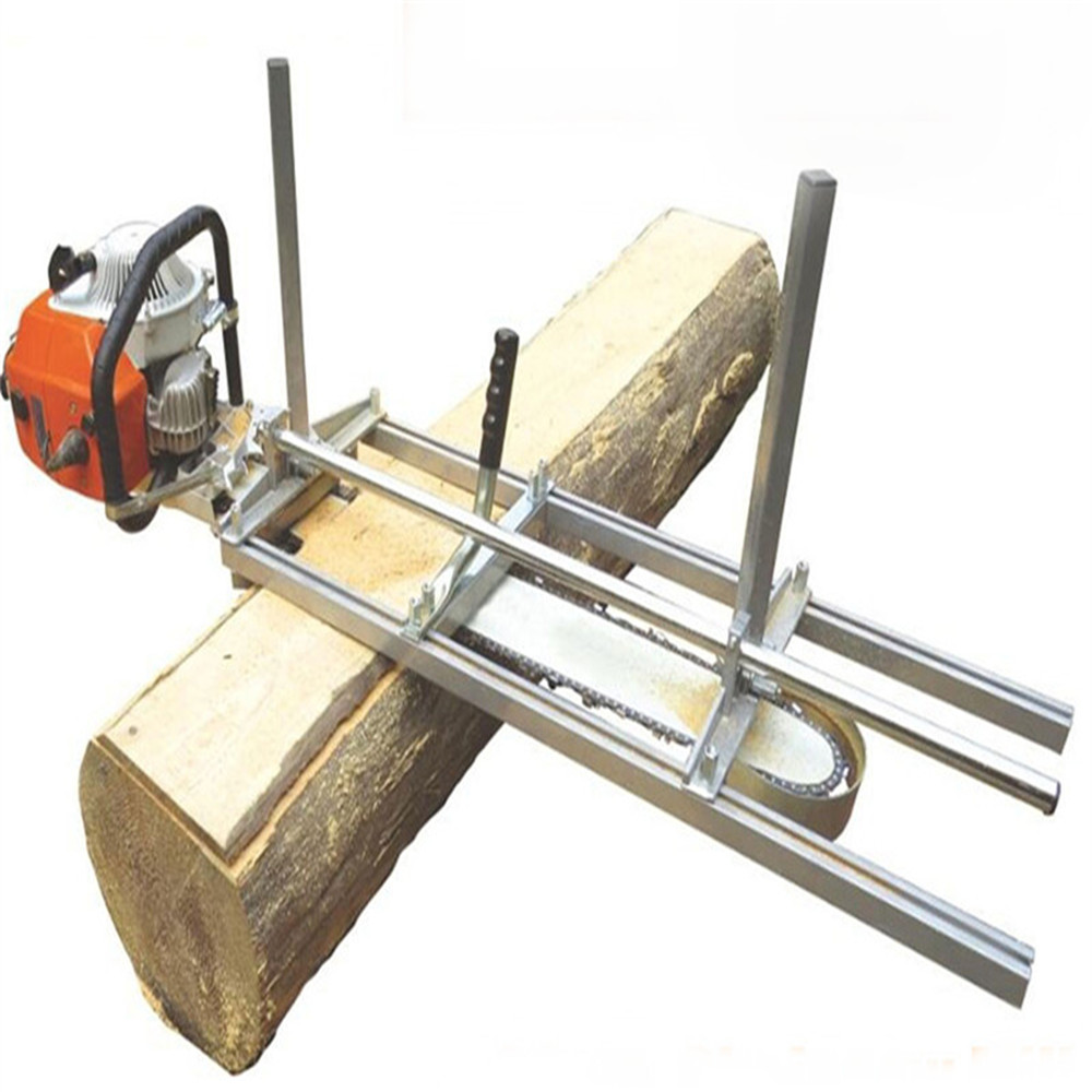 Portable chainsaw mill planking milling