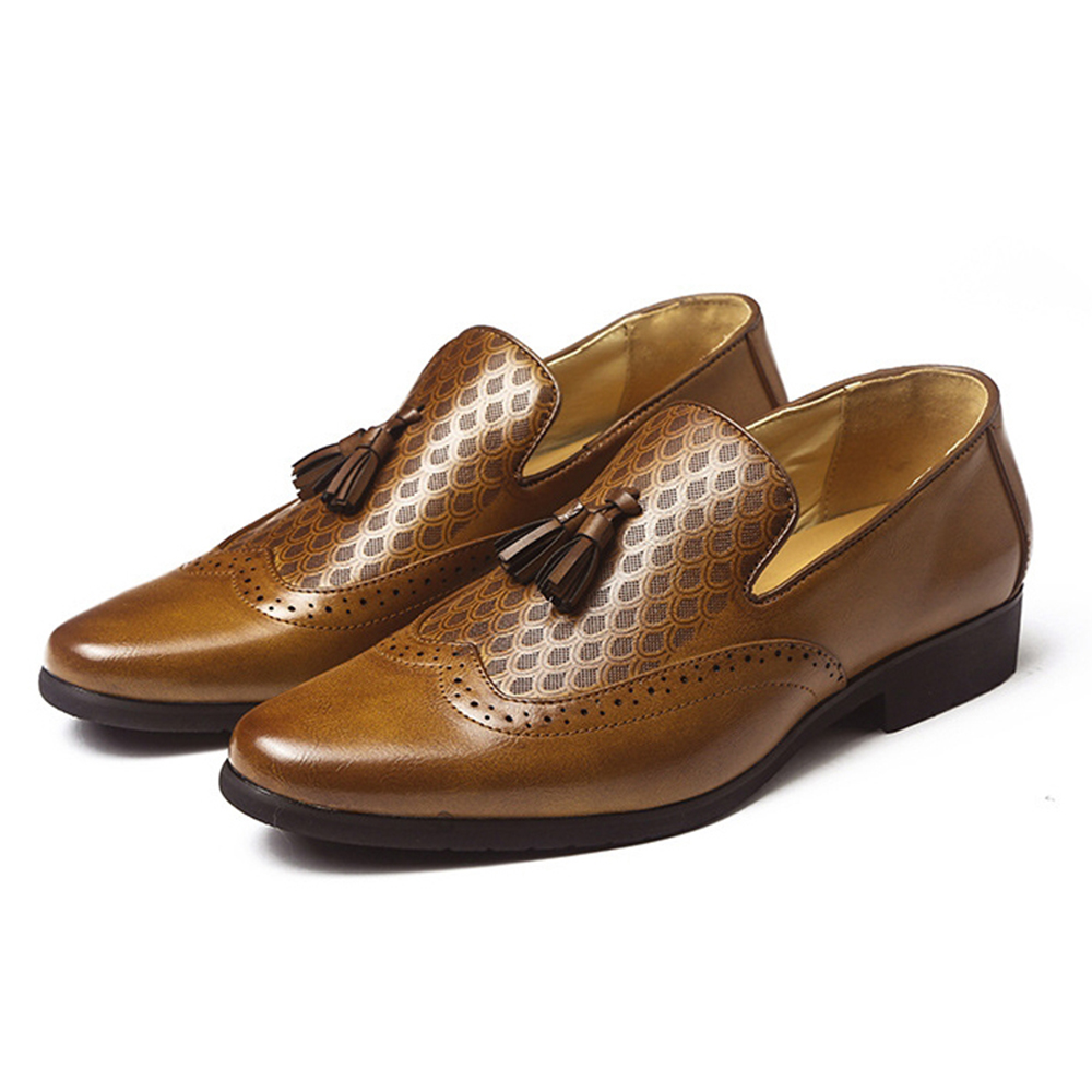 

Men Brogue Carved Stylish Breathable Slip On Business Leather Oxfords