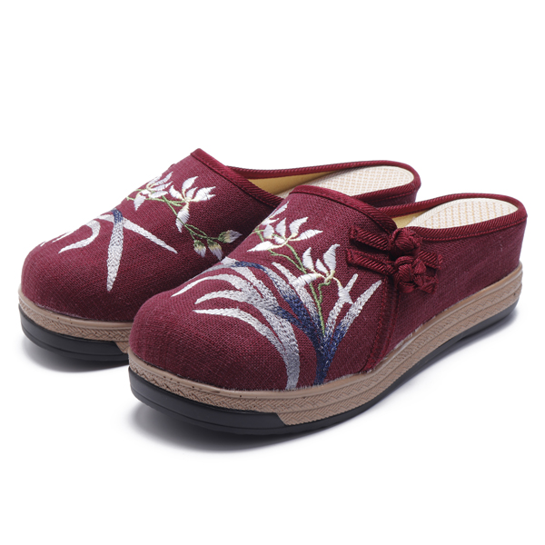 

Folkways Embroidery Causal Women Sandals
