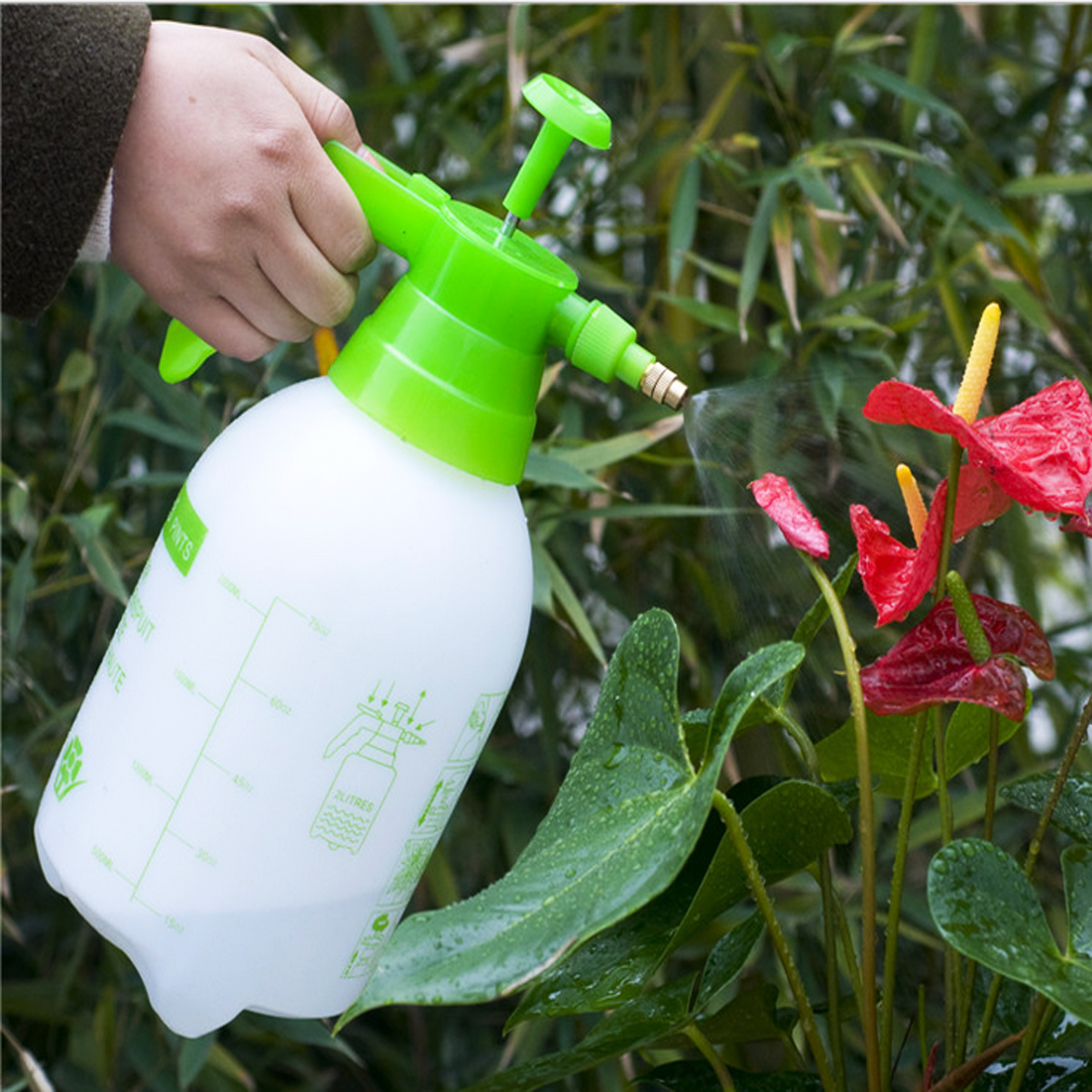 

Насос Напорный распылитель для воды 1,5 л Ручной Сад Распылительная бутылка для Растение Сорняки