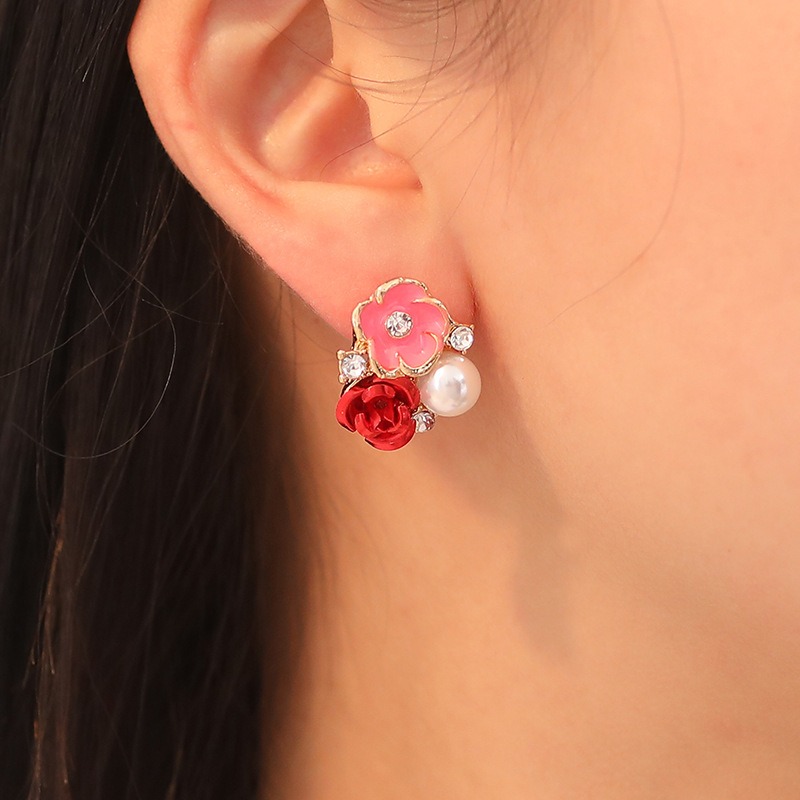 

Cutely Fashion Flower Ear Stud Earring