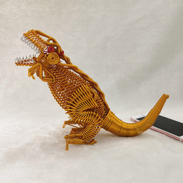 

[Traosaurus Model] Aluminum Wire Crafts Children's Toys Collection Souvenir Dinosaur Model Ornaments