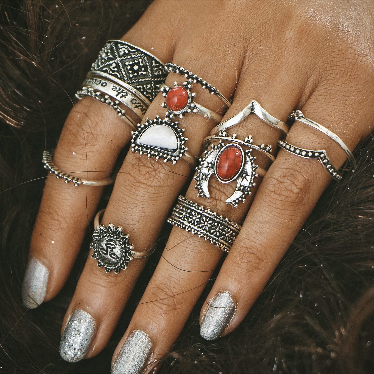 

Кольцо с четырьмя кольцами из богемского кольца с бриллиантами Бирюзовый Кольца с выгравированными цветами на Женское