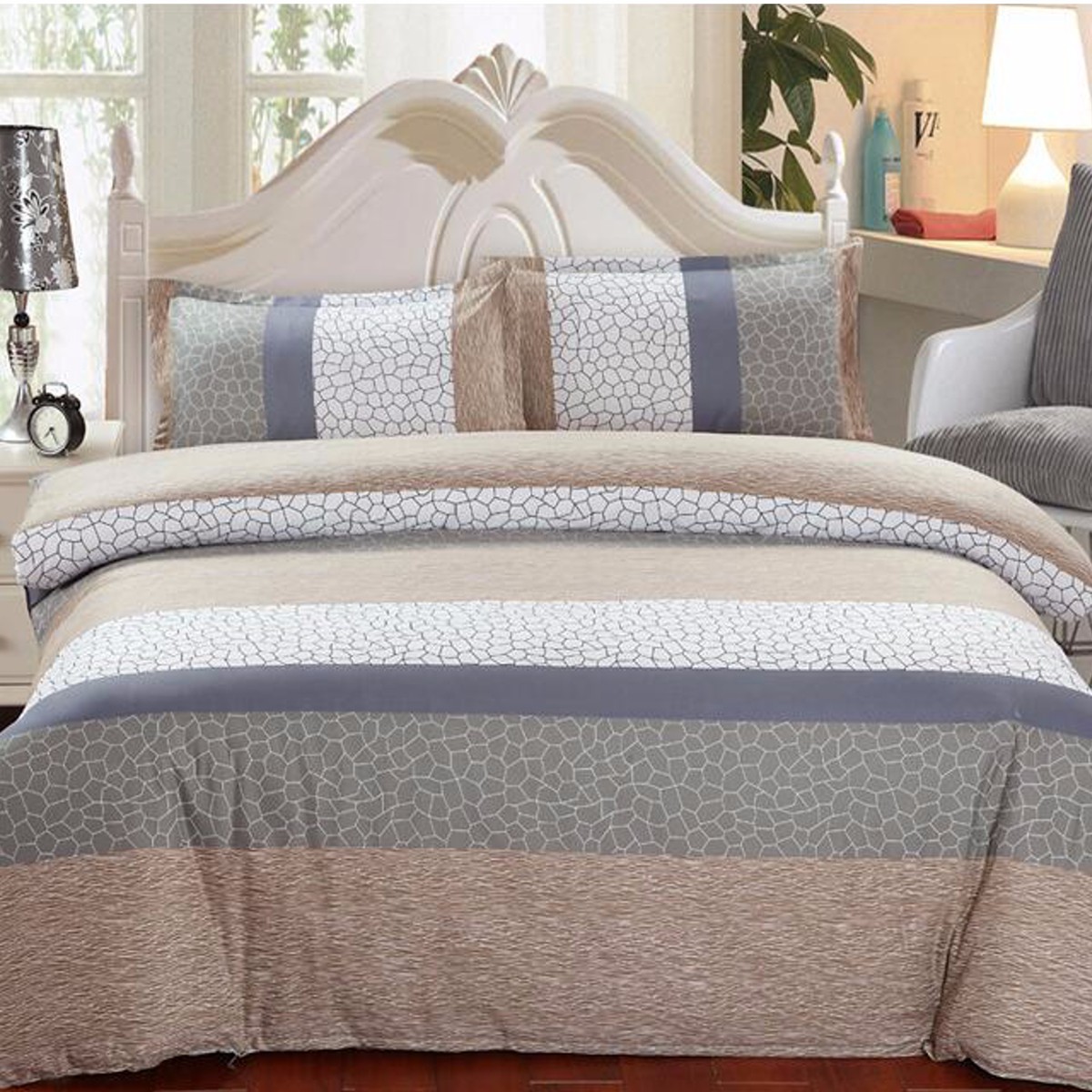 

1.5m/1.8m 4 pcs Cotton Bedding Set Pillowcase Quilt Duvet Cover Flat Sheet Elegent Noble Bedding