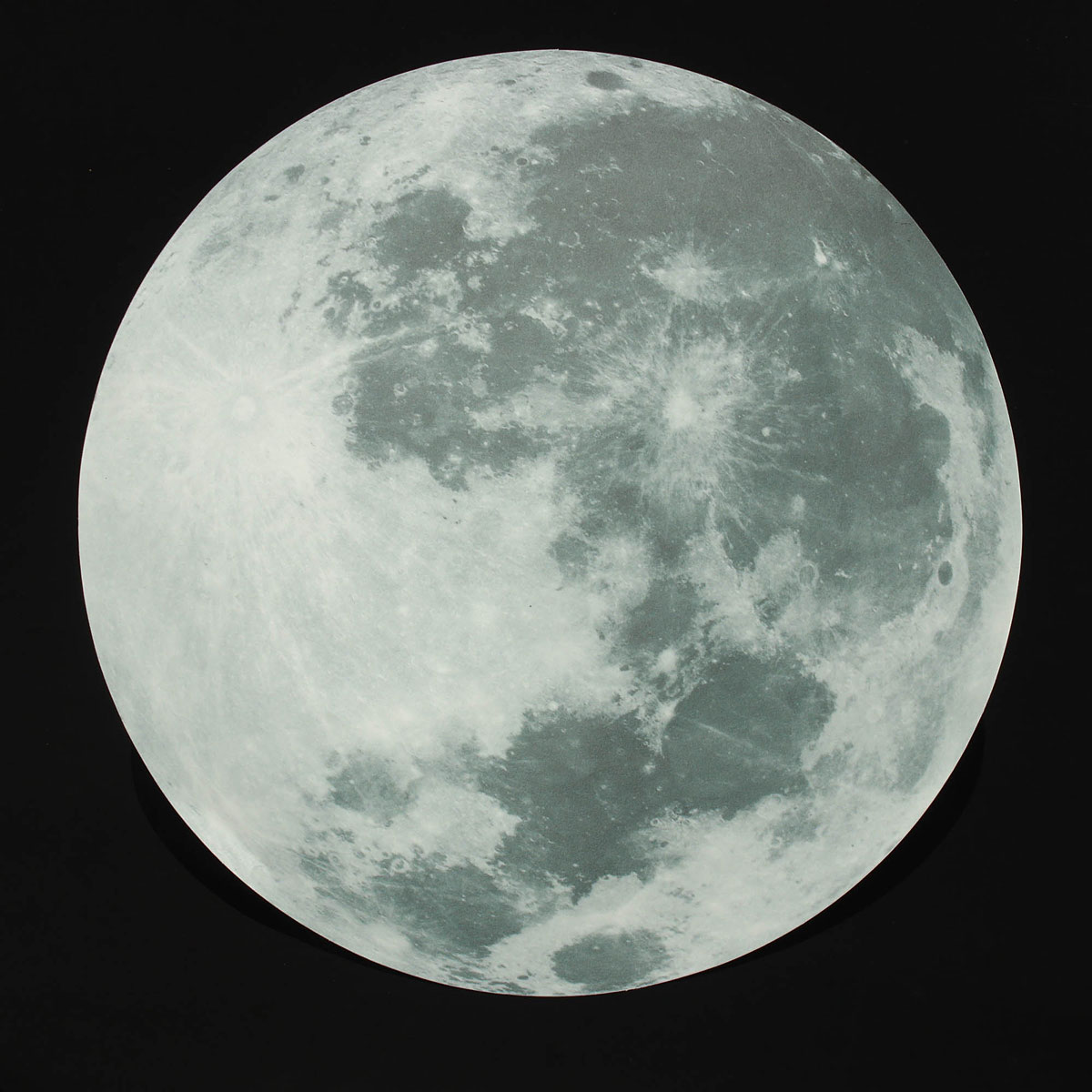 Луна светила из круглой пушистой. Луна. Огромная Луна. Луна крупно. Полная Луна.