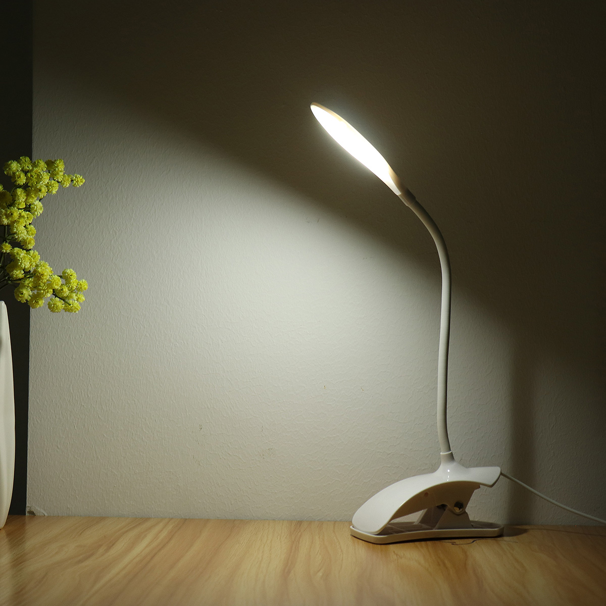 

Гибкий LED Стол Лампа USB Настольный Держатель Клип На Прикроватный Кабинет Чтение Книги Свет