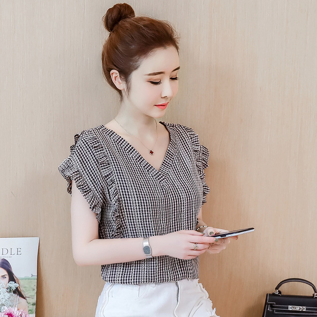 

Years New Front And Rear V-neck Back Cross Fine Lattice Wooden Ear Half-sleeved Shirt Female Small Fresh