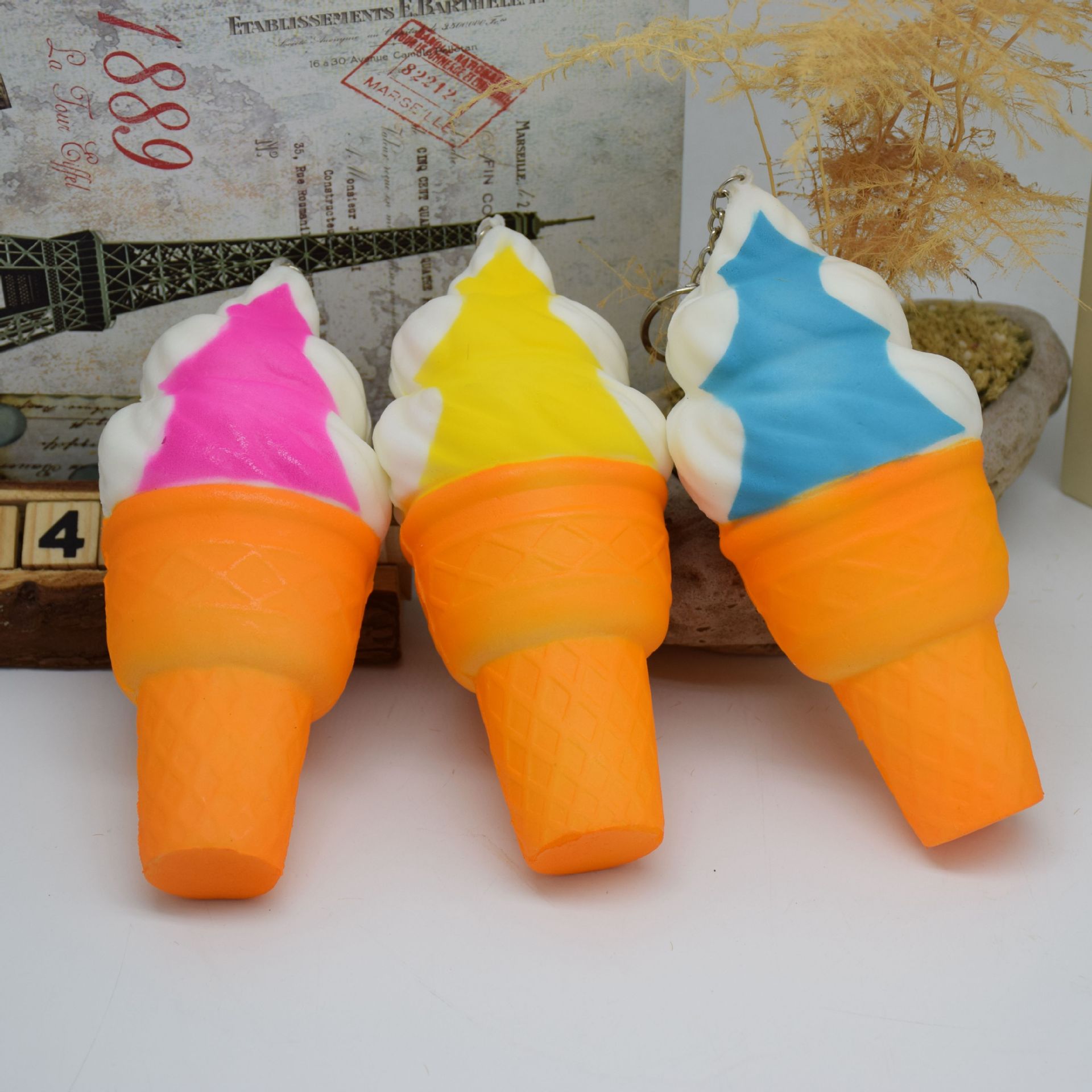 

Kid Toy Fun Simulation Ice Cream Ароматизированный Squishy Шарм Медленный Rise Squeeze Toy Изысканный стресс облегчает подарок
