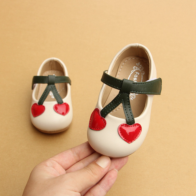 

Сезон новый 1-3 лет женская детская обувь принцессы младенческой Soft нижняя обувь малыша маленькие вишневые девочки одиночные туфли кожаные