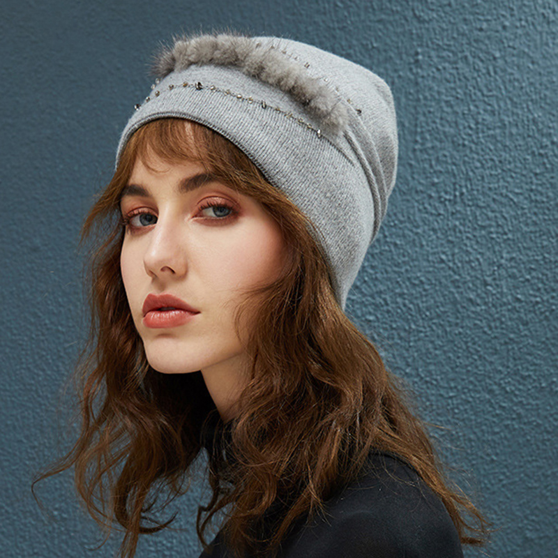 

Women Outdoor Winter Thicken Ski Beanie Cap Earmuffs Flexible Knit Hat