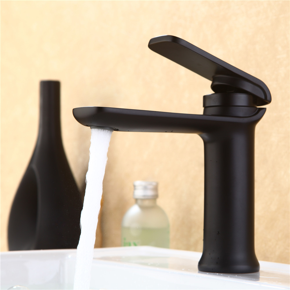 

Bathroom Kitchen Basin Faucet Cold & Hot Water Mixer Tap Single Handle Sink Brass Taps