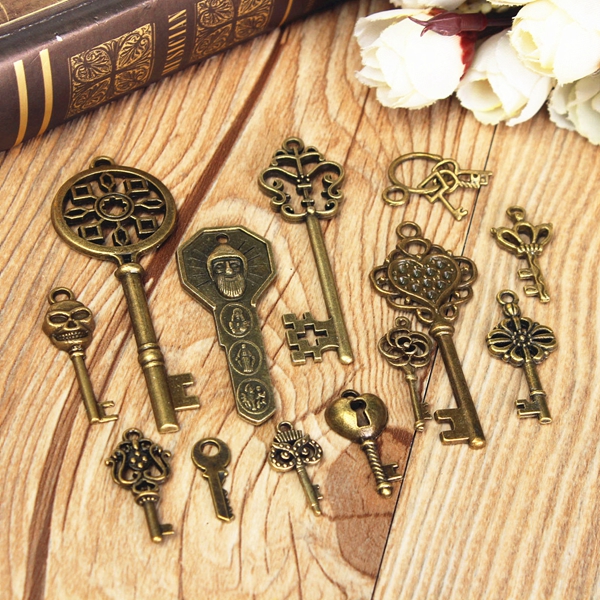 Vintage Bronze Key Pendants, Skeleton Heart Key Pendants
