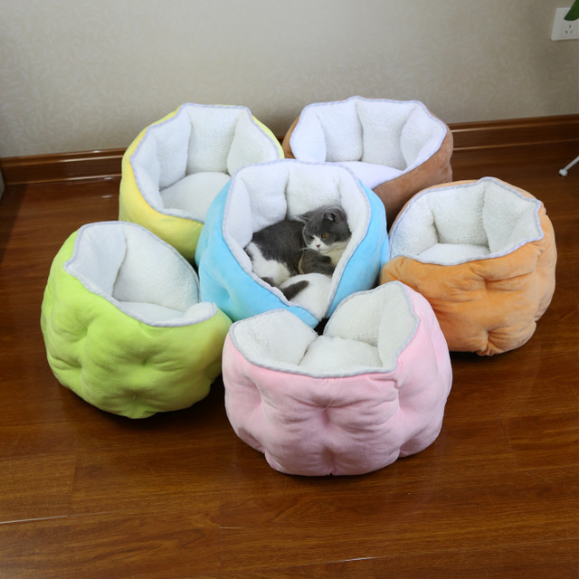 

V-shaped Pet Nest Semi-enclosed Cat Litter Kennel Pet Supplies Season Comfortable Warm Nest