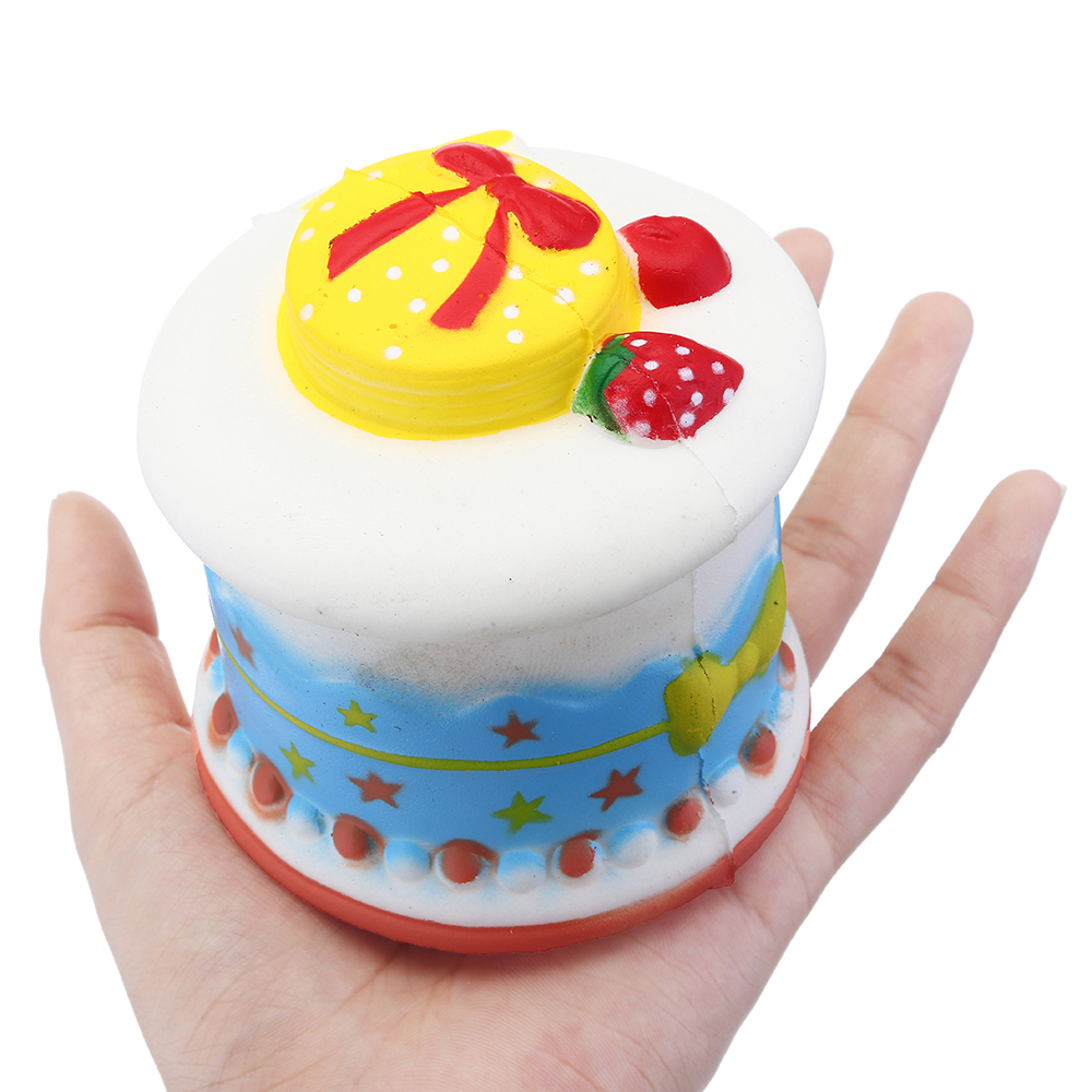 

Клубничный кремовый торт Squishy 8 * 8 см Jumbo Медленно растущий отскок игрушки с упаковкой Подарочная коллекция