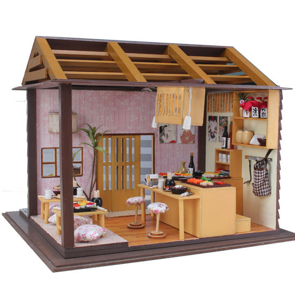 

Hoomeda Sushi Bar DIY Деревянный кукольный домик Миниатюрный с LED мебелью