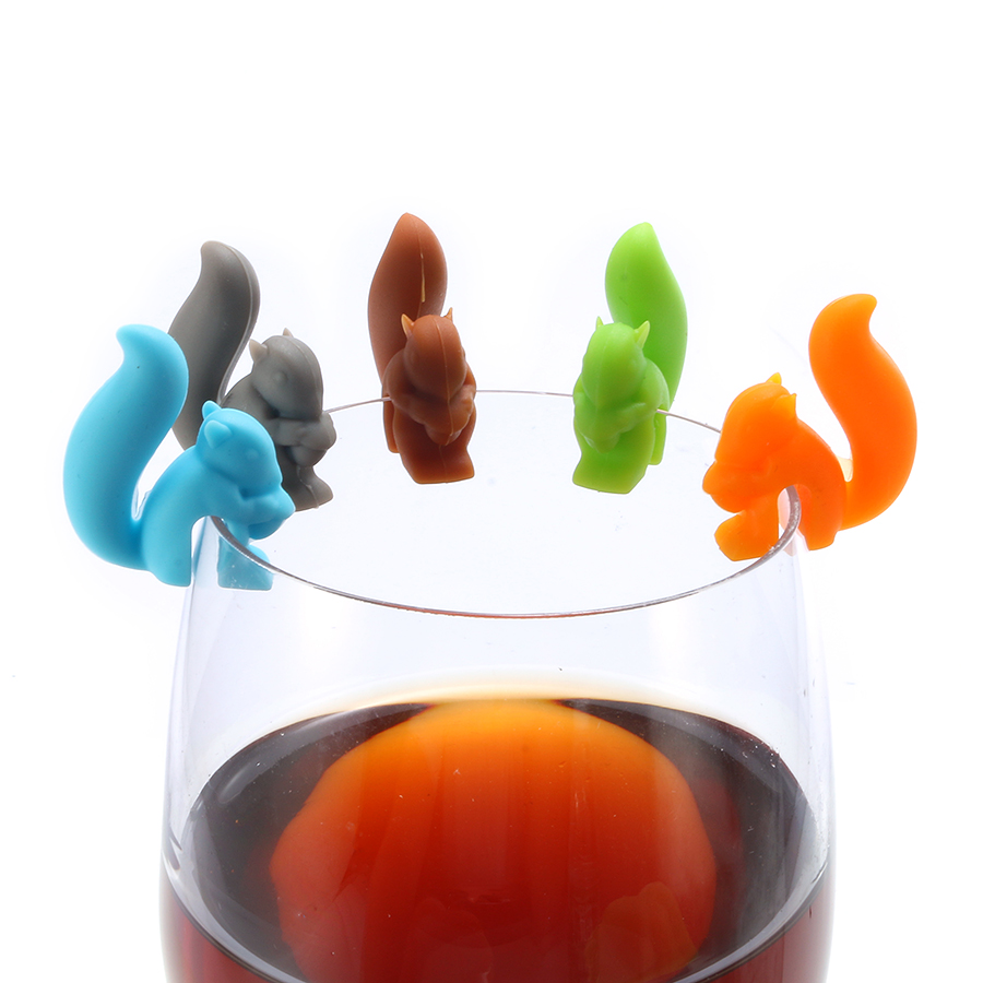 

KCASA KC-GC01 5Pcs Silicone Cute Squirrel Tea Bag Holder Wine Glass Charms Drinks Maker Bar Tools