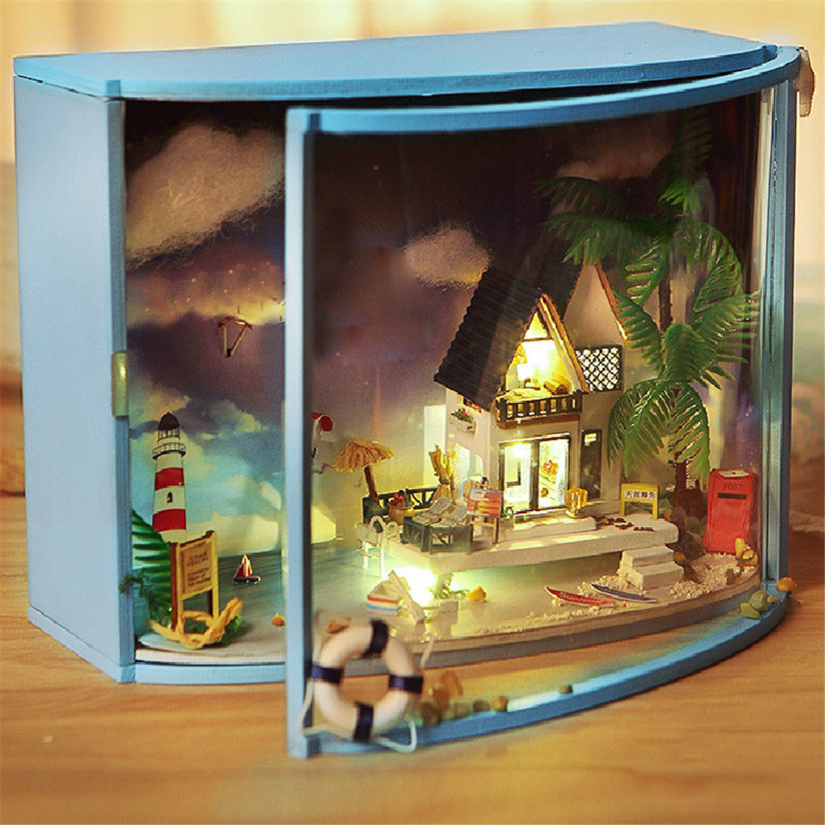 

DIY LED Кукольный домик с видом на море Миниатюрная деревянная мебель Набор Кукольный дом Рождественские подарки