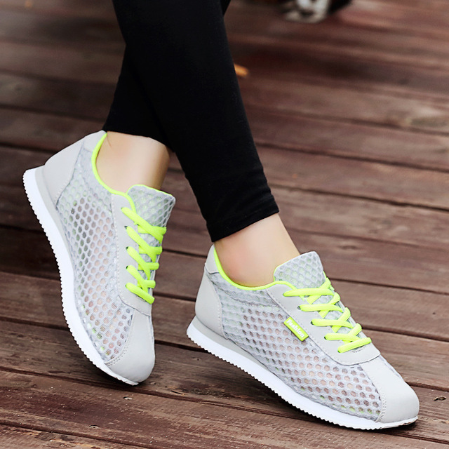 

Season New Hollow Breathable Mesh Flat-bottom Sports Running Shoes Casual Shoes Low To Help Students Mesh Shoes