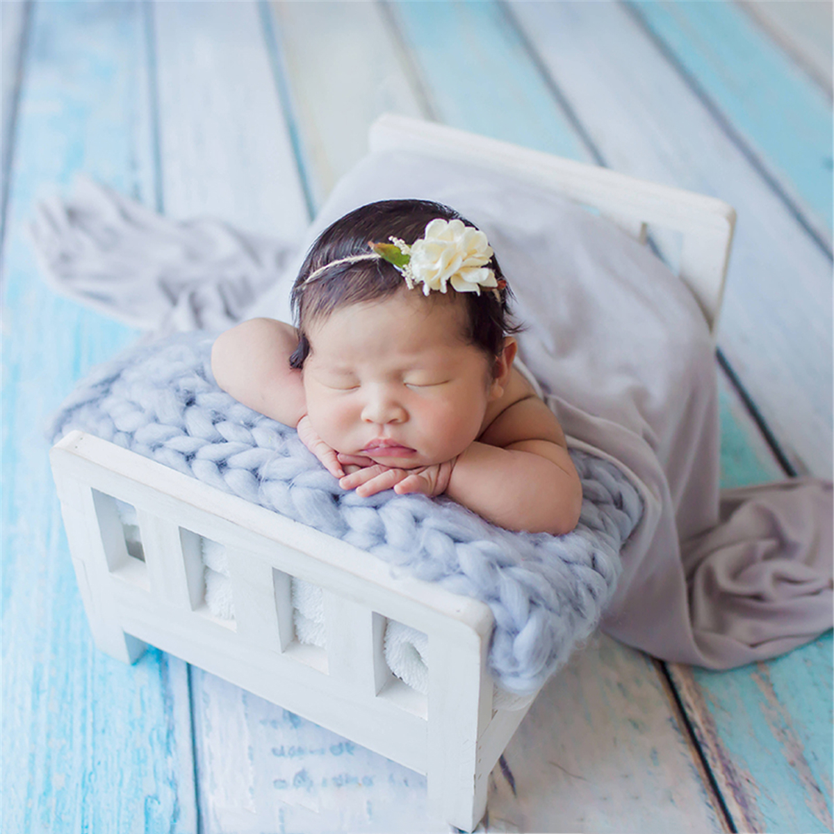 

Newborn Baby Mini Wood Bed Detachable Wooden Photography Photo Prop For Shoot