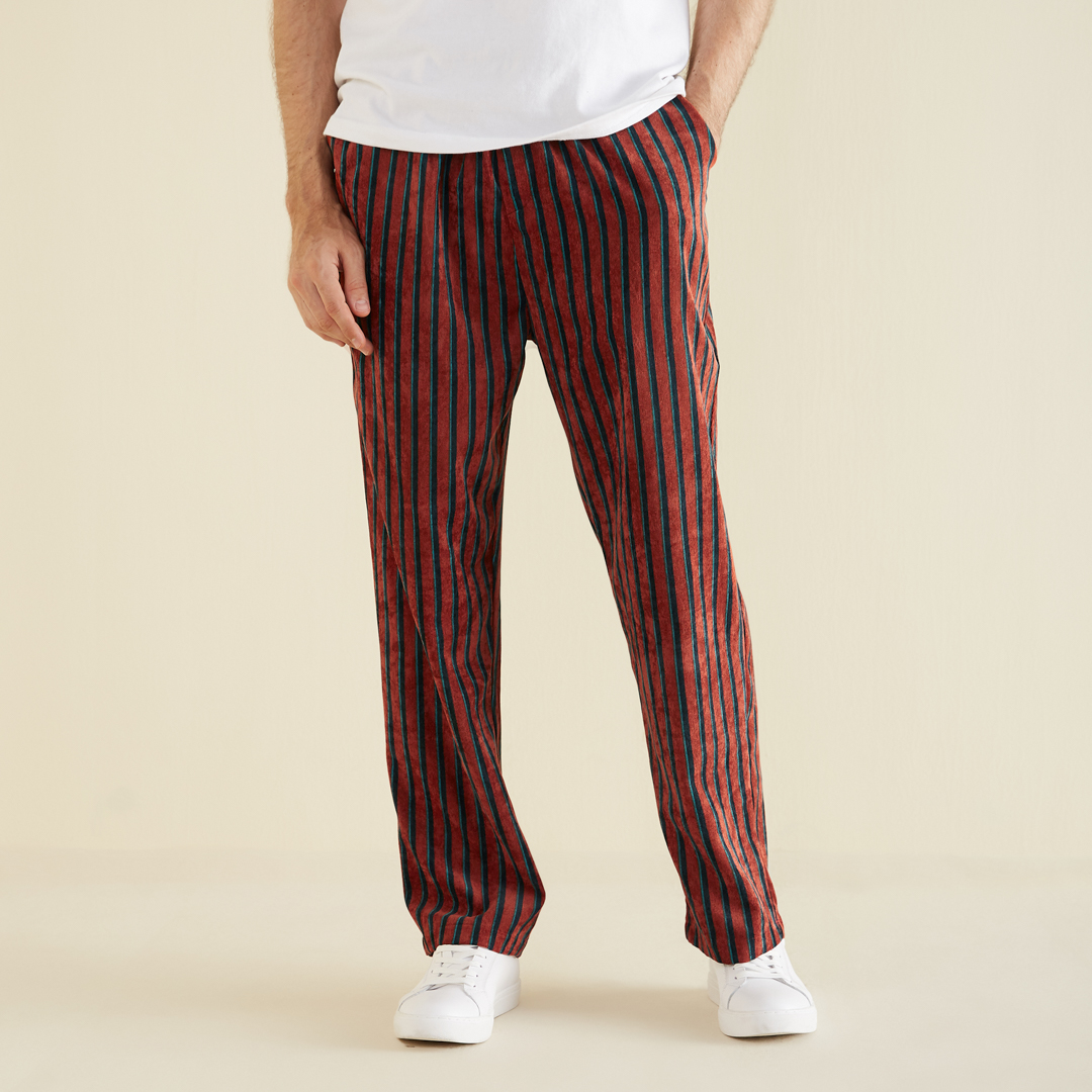 

Mens Fashion Corduroy Stripe Zipper Long Casual Pants