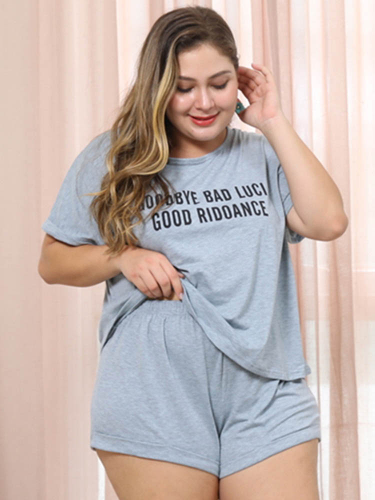 

Plus Size Printed O Neck Short Sleeve Solid Color Pajama Set