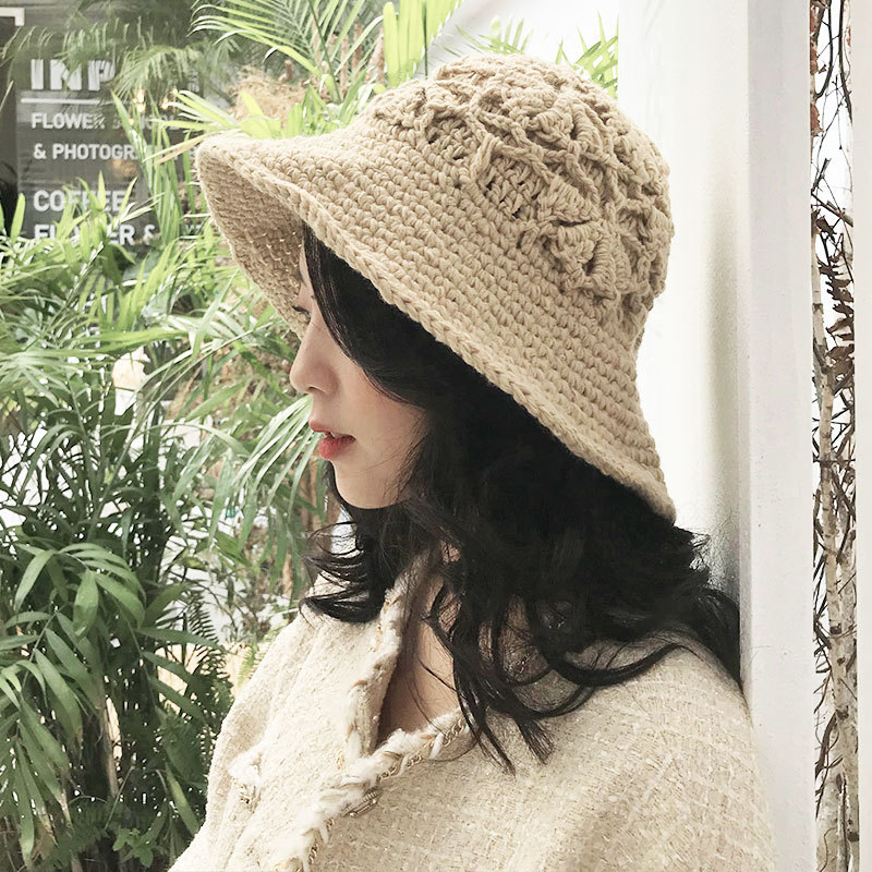 

Women Hand-crocheted Foldable Beanie Caps Retro Literary Casual Bucket Hat
