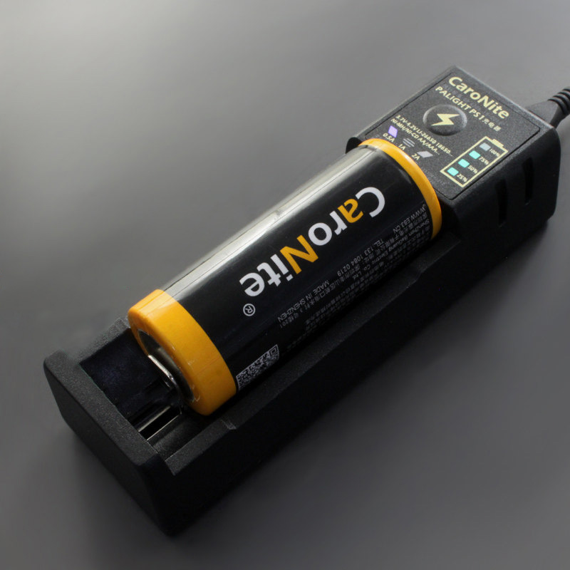 

PALIGHT CARONITE PS1 3.7V Micro USB Батарея Зарядное устройство и блок питания Li-ion Ni-MH 18650/26650