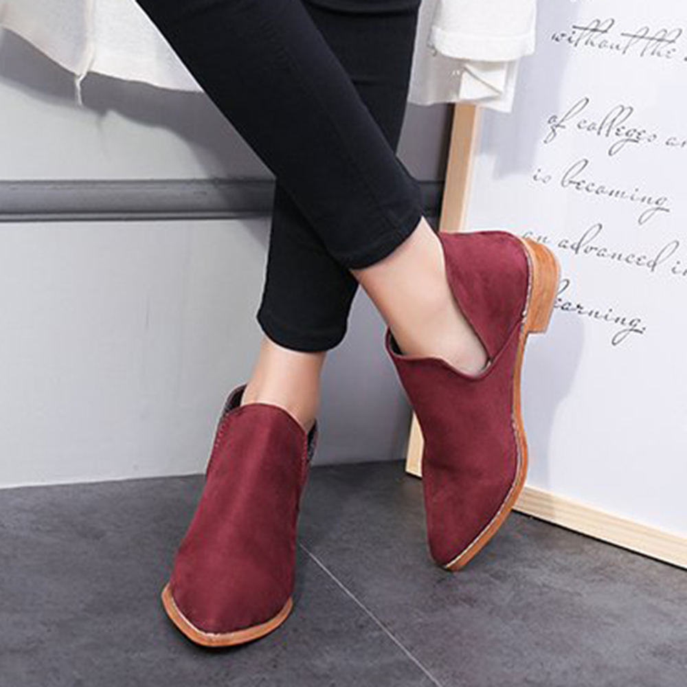

Women Comfy Solid Color Pointed Toe Chunky Heel Short Single Ankle Boots