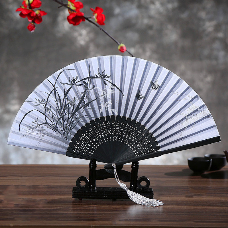 

Старинные китайские Женское Spun Silk Flower Отпечатано Вентилятор Рука Складной Вентилятор Украшения Партии