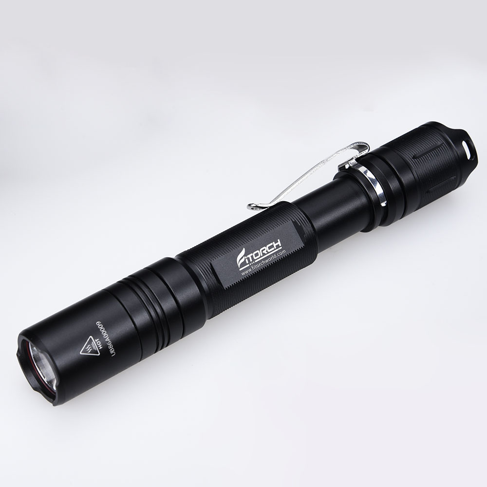 

Fitorch EC20 XPL HD 550lm 145m Mini Pocket Light Outdoor Work Light AA EDC Tactical Flashlight