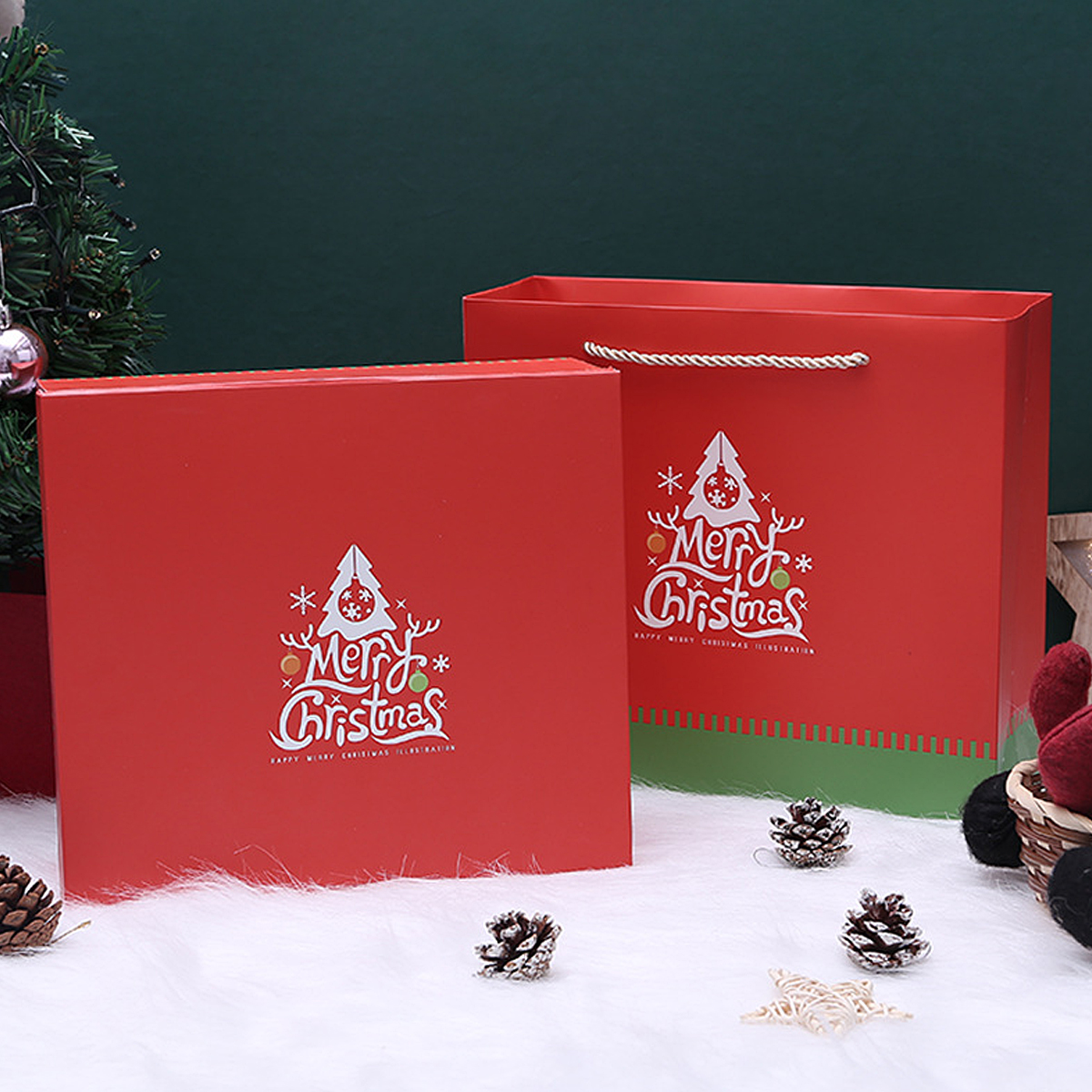 

32 * 27,5 * 11 см Рождественский подарок украшения Коробка стерео Шаблон внутри с твердой бумагой Сумка