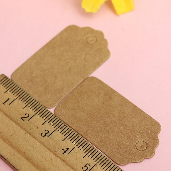 100pcs Sand Scallop Kraft Paper Label Party Wedding Gift Name Cards Hand Draw Name Card