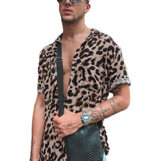 Camicie estive con stampa leopardata per esterni, moda uomo con camicie casual a manica corta con colletto a revers, bluse floreali casual per uomo sulla spiaggia hawaiana