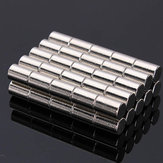 50 pezzi di magneti cilindrici N52 in terre rare della terra N52 al neodimio 4*6MM